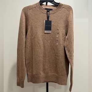 NWT Tommy Hilfiger men’s 100% wool crewneck sweater XS